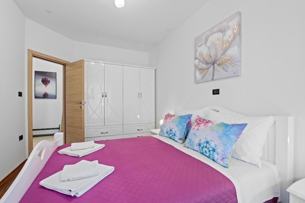 Feniks Fazana Apartman Exterior foto