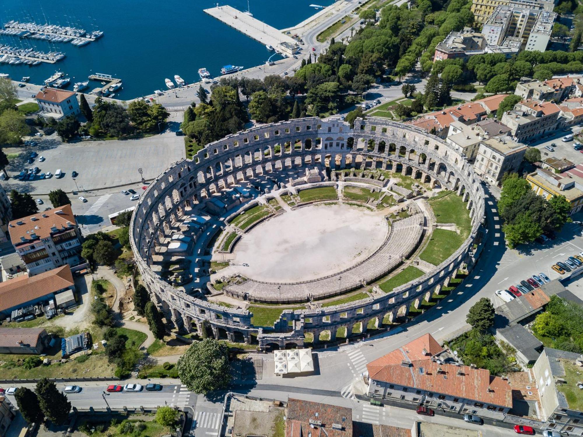 Feniks Fazana Apartman Exterior foto